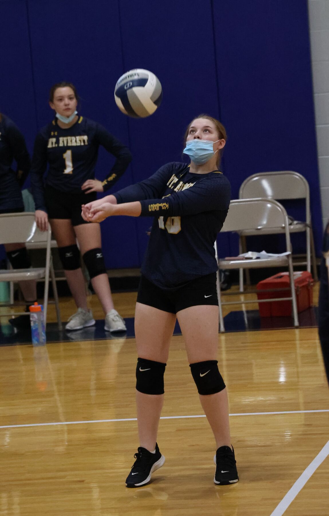 kaila martel bumps the ball